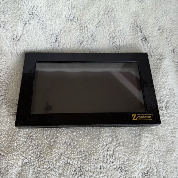 Z Palette Black Makeup Palette Case - Picture 1 of 2